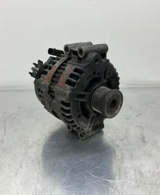 BMW 5 E60 E61 Generator/alternator 7557789