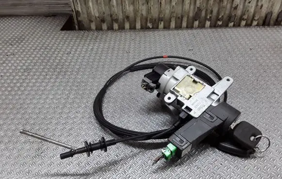 Volvo S60 Ignition lock 8626324
