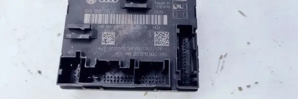 Audi A1 Door control unit/module 8X0959792B