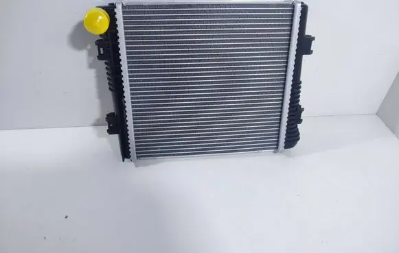 Mercedes-Benz GLE W167 Coolant radiator A0995005903 0995005903