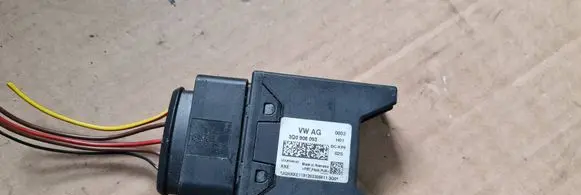 Audi Q3 F3 Fuel injection pump control unit/module 3Q0906093