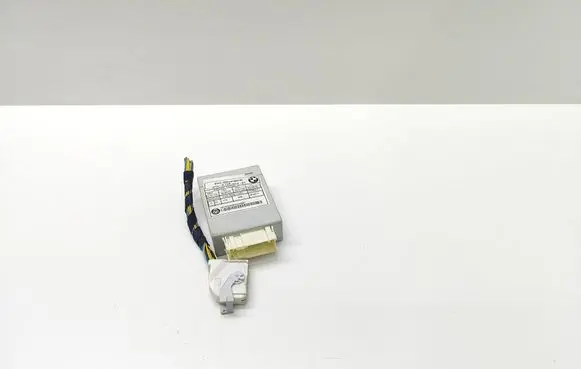 BMW 5 E60 E61 Air suspension control unit module (rear) 6769834 676983401 37146769834