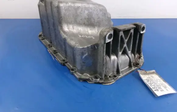 Skoda Octavia Mk2 (1Z) Oil sump 032103603AB