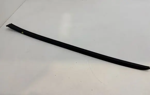 KIA Sorento Windshield trim 86131C5000