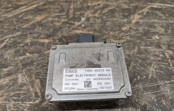 Jaguar XJ X351 Fuel injection pump control unit/module 7W839D372AA