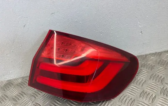 Rear/tail lights