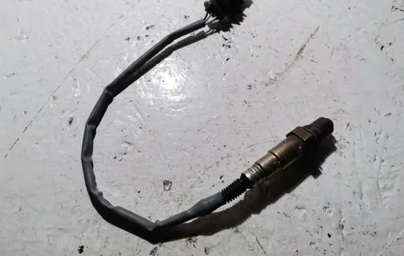 Opel Astra J Lambda probe sensor 0258010121