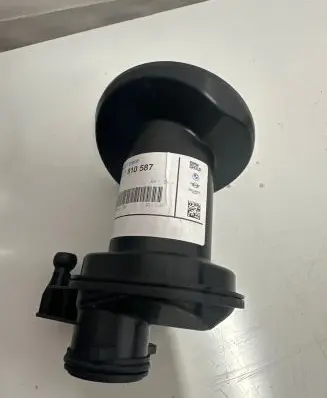 BMW X3 F25 Oil fill pipe 1127810587