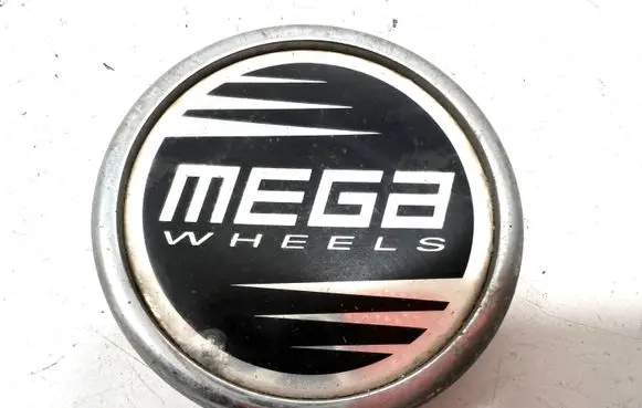 Honda FR-V Non-original wheel cap C191