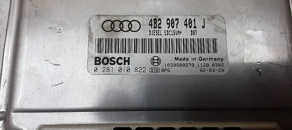 Audi A6 S6 C5 4B Engine control unit/module 2500TDI 4B2907401J 0281010822