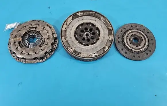 BMW 3 F30 F35 F31 Dual mass flywheel 7638349 IMPRK1533148