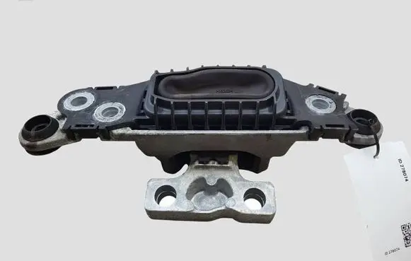 Opel Astra K Engine mount bracket 586737 82820835 13434345