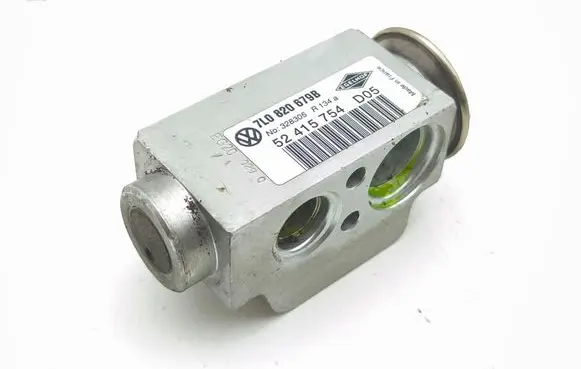 Air conditioning (A/C) expansion valve