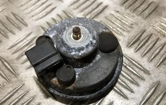 Mitsubishi Carisma Horn signal 657625 07425