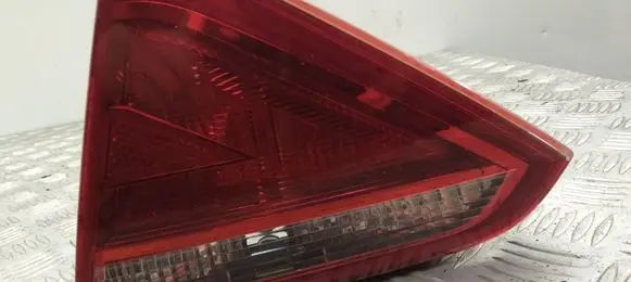 Audi A5 8T 8F Tailgate rear/tail lights 8T0945094