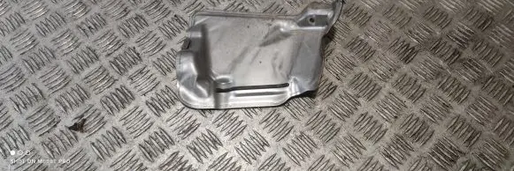 Mercedes-Benz CLS C218 X218 Heat shield in engine bay A2122410934