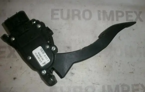 Ford Fiesta Accelerator throttle pedal 2s619f836ba 6pv00856701