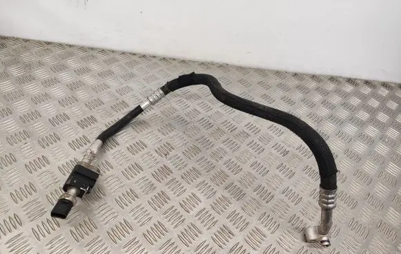 Audi A8 S8 D4 4H Air conditioning (A/C) pipe/hose 4H0260701AE