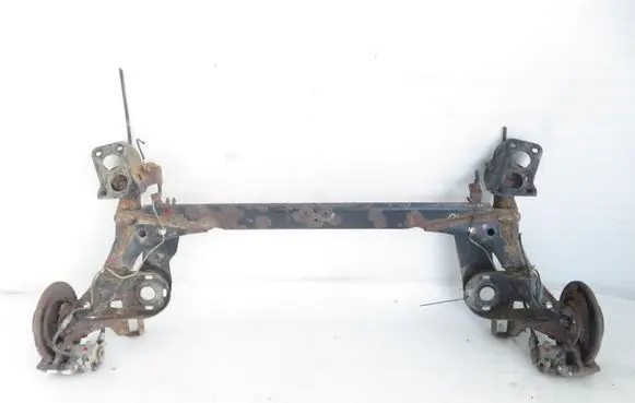 Volkswagen Golf IV Rear axle beam 