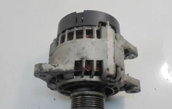 Alfa Romeo 147 Generator/alternator 