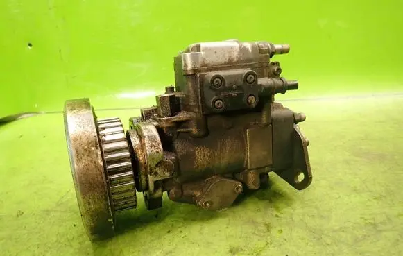 Volvo 850 Fuel injection high pressure pump