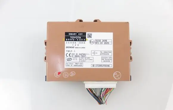 Lexus IS 220D-250-350 Other control units/modules 8999053014