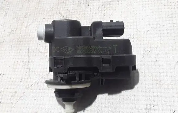 Headlight level adjustment motor