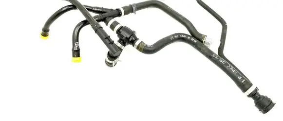 Engine coolant pipe/hose