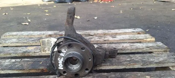 Opel Astra H Front wheel hub