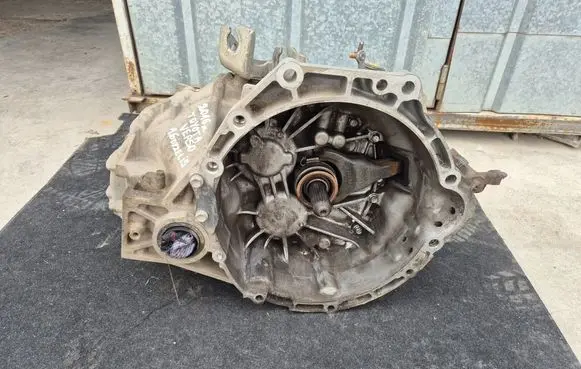 Toyota Verso-S Manual 6 speed gearbox 1JB1BC 1JB1BCK