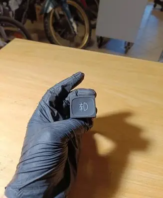 Saab 9000 CS Fog light switch 9523747 MR85