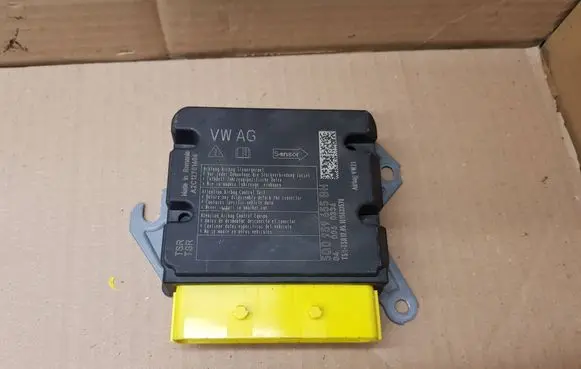 Volkswagen Golf VII Airbag control unit/module 5Q0959655BH