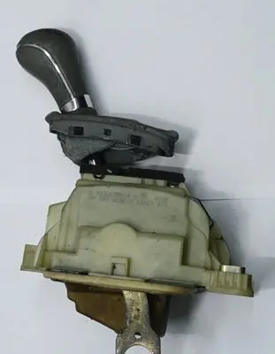 Mercedes-Benz CLK A209 C209 Gear shifter/selector A2032675524
