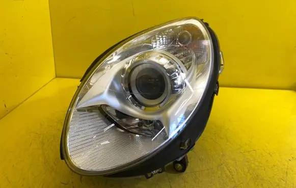 Mercedes-Benz R W251 Headlight/headlamp 1zl263037-31