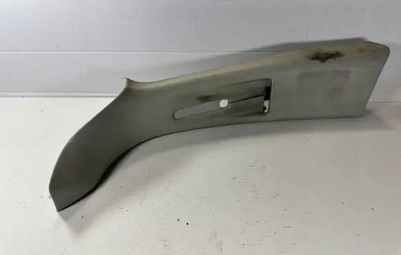 Volkswagen Multivan T5 (B) pillar trim (top)