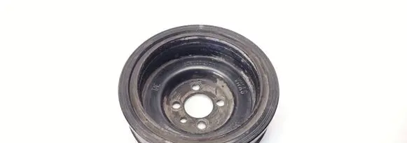 Volkswagen PASSAT B7 Crankshaft pulley 038105243M