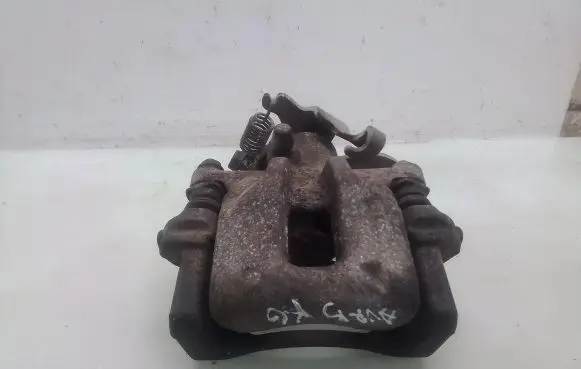 Toyota Auris 150 Rear brake caliper