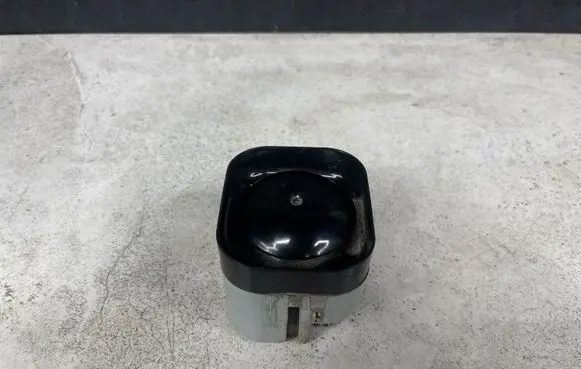 Volvo XC70 Alarm system siren 8637399