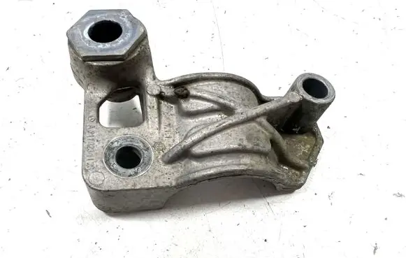 Mercedes-Benz CLS C219 Sway bar bush bracket, front A2113231126