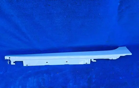 BMW 2 Active Tourer U06 Sill/side skirt trim 8739115 5A0E561