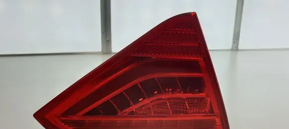 Audi A5 8T 8F Tailgate rear/tail lights 8T0945093C