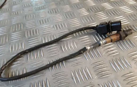 BMW 5 E60 E61 Lambda probe sensor 779463402 0281004029