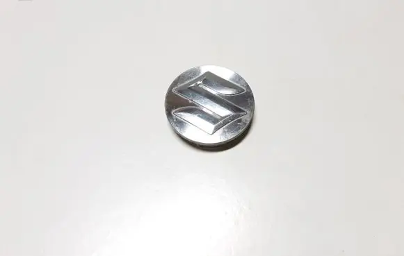 Suzuki Grand Vitara II Original wheel cap