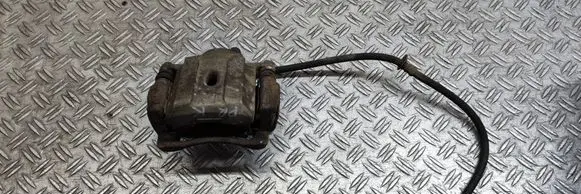 Toyota Prius (XW20) Front brake caliper