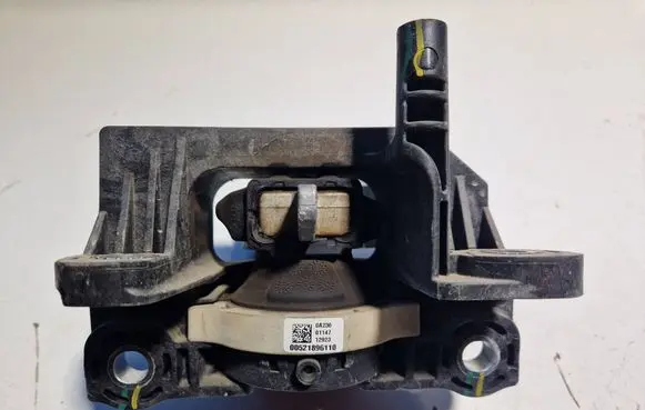 Fiat Panda III Engine mount bracket 00521896110