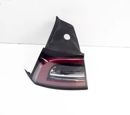 Tesla Model 3 Rear/tail lights 150208600D