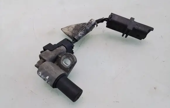 Citroen C4 I Camshaft position sensor 9645844080