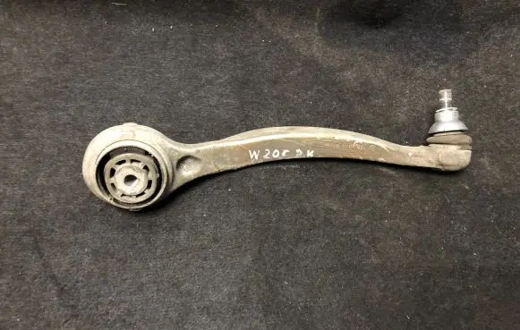 Mercedes-Benz C W205 Front lower control arm/wishbone