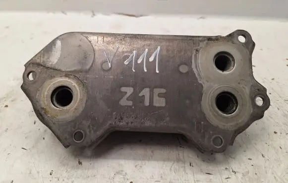 Toyota Verso Oil filter mounting bracket 157100R010