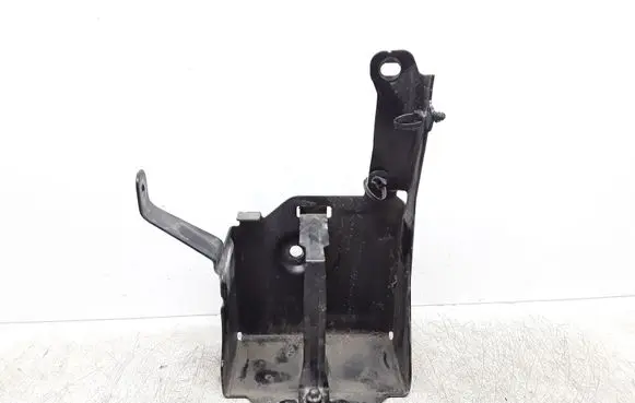 Volvo V40 Cross country Battery tray 
